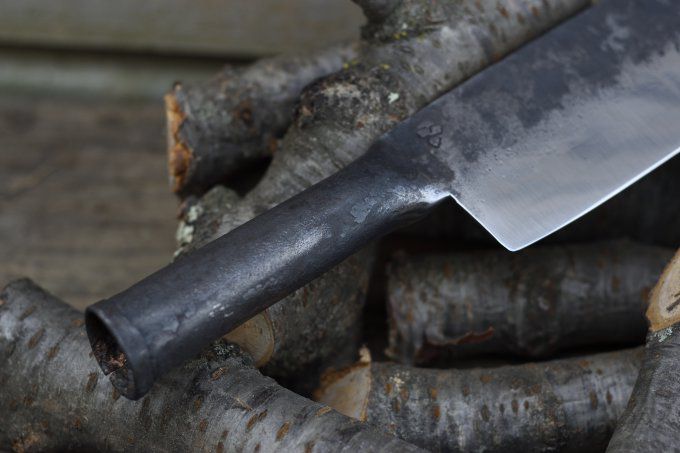 Couteau de cuisine à manche roulé